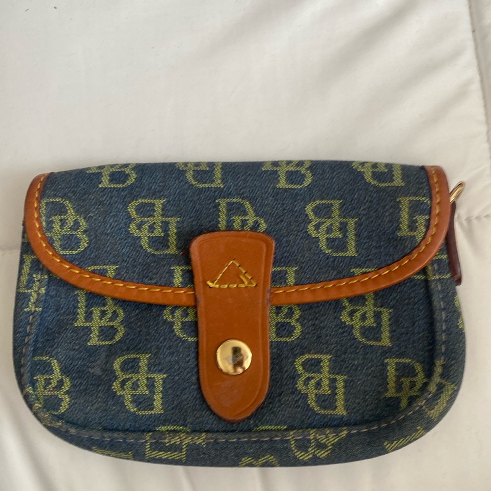 Doonie & Burke small coin purse wallet, only used a few times